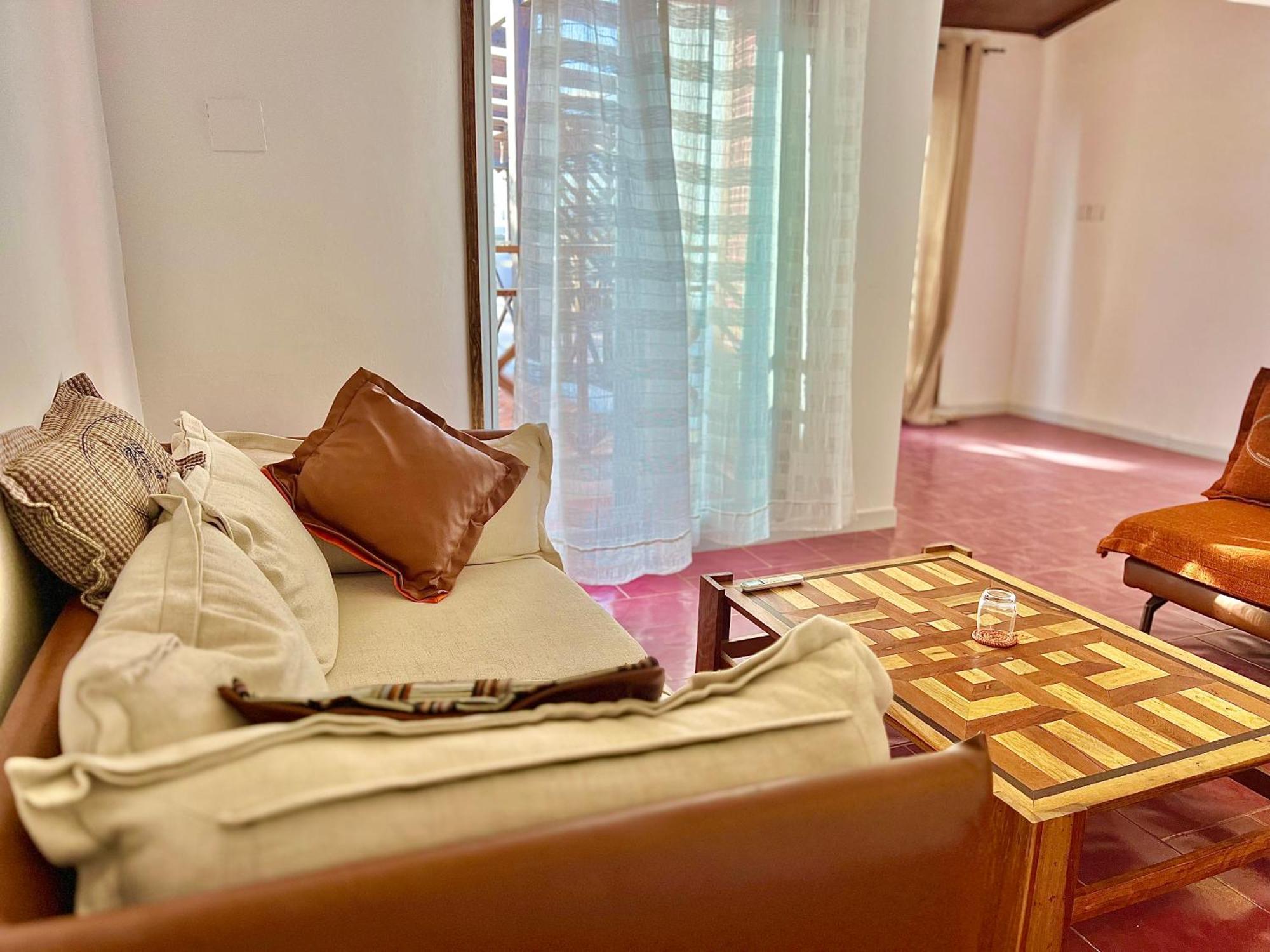 Fly Fishes Hotel Saint-Louis Ngoại thất bức ảnh
